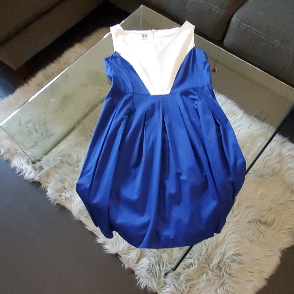 Ann Klein Royal Blue and White Pleated Dress